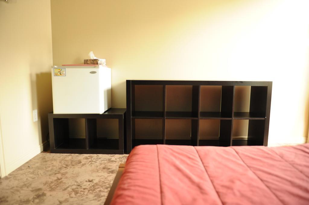 Camelot Inn At Honeyville Habitación foto
